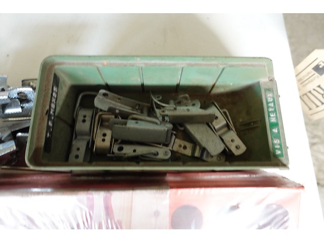 Lot diveren - afbeelding 3 van  5