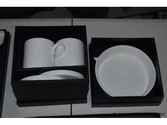 Lot divers design servies - afbeelding 2 van  4