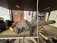 Lot divers gereedschap en bevestigingsmaterialen - afbeelding 2 van  35