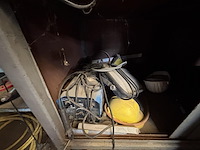 Lot divers gereedschap en bevestigingsmaterialen - afbeelding 6 van  35