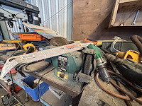 Lot divers gereedschap en bevestigingsmaterialen - afbeelding 9 van  35