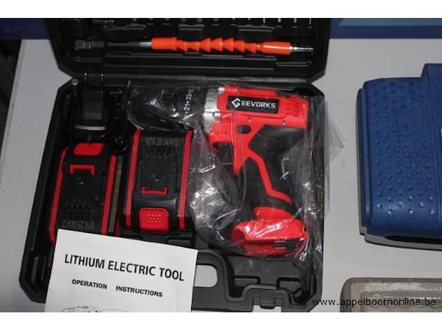 Lot divers gereedschap wo accu boormachine, sleutelset - afbeelding 4 van  4