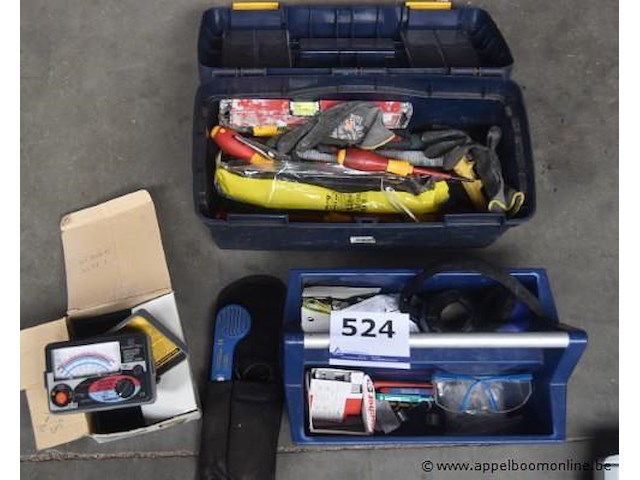 Lot divers gereedschap wo tester kyoritsu 3132a - afbeelding 2 van  4