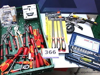 Lot divers gereedschap - afbeelding 1 van  1