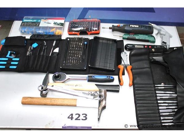 Lot divers gereedschap - afbeelding 1 van  4