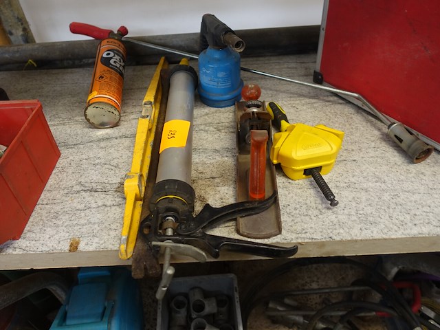 Lot divers materiaal - afbeelding 1 van  4