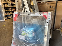 Lot divers o.a.skylux koepel 100x100 + opzetstand - afbeelding 1 van  4