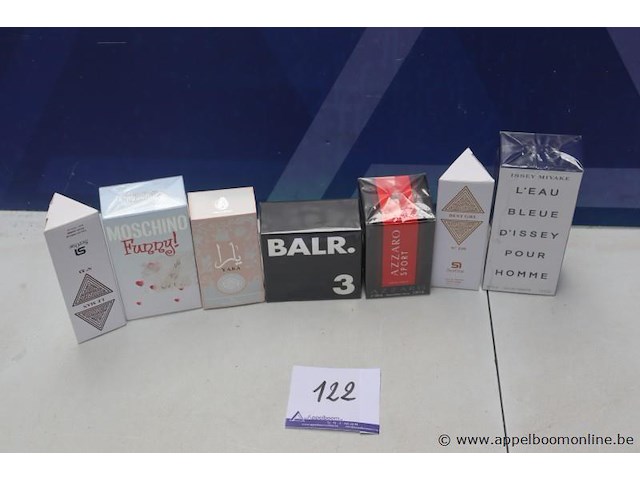 Lot divers parfum - afbeelding 1 van  3