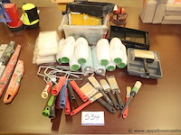 Lot divers schildermateriaal - afbeelding 1 van  4