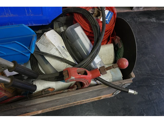 Lot divers werkmateriaal - afbeelding 7 van  8