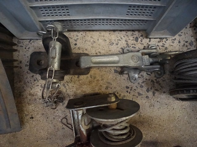 Lot diverse aanhangwagentoebehoren - afbeelding 4 van  8