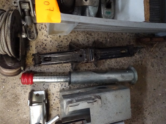 Lot diverse aanhangwagentoebehoren - afbeelding 7 van  8