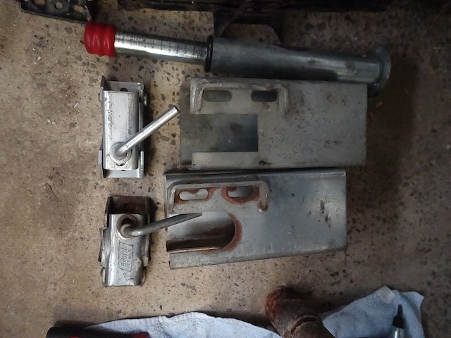 Lot diverse aanhangwagentoebehoren - afbeelding 8 van  8