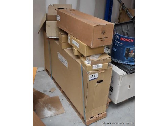 Lot diverse airco onderdelen en materialen - afbeelding 1 van  5