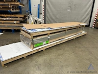 Lot diverse aluminium composiet- en kunststofplaten wo alucoil