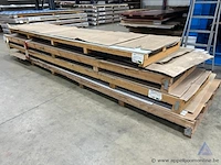 Lot diverse aluminium composiet- en kunststofplaten wo alucoil - afbeelding 3 van  3