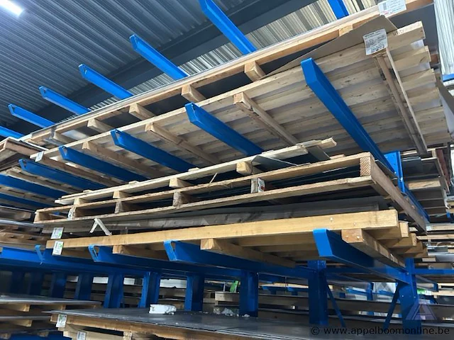 Lot diverse aluminium platen - afbeelding 4 van  4