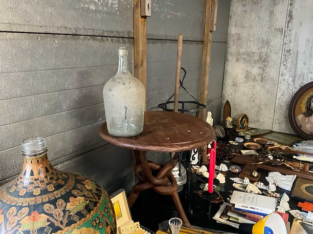 Lot diverse antieken items kast - afbeelding 6 van  26