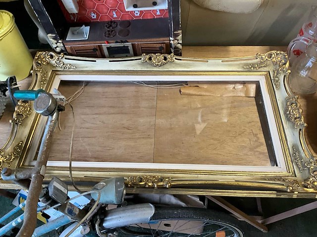 Lot diverse antieken items kast - afbeelding 24 van  26