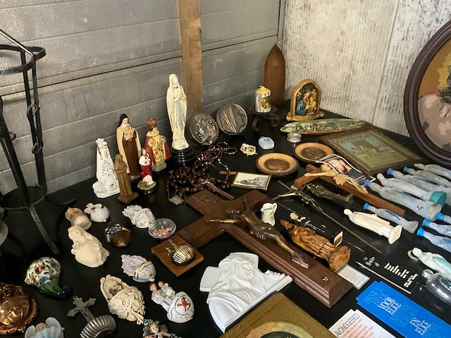 Lot diverse antieken items kast - afbeelding 26 van  26