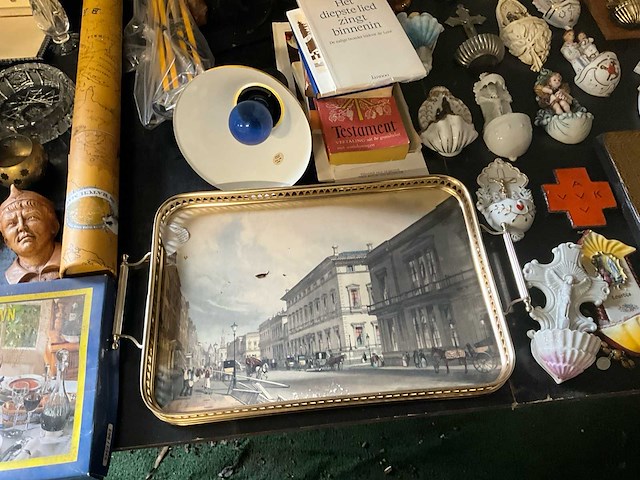 Lot diverse antieken items kast - afbeelding 14 van  26