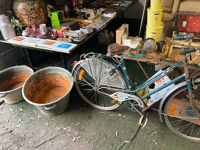 Lot diverse antieken items kast - afbeelding 21 van  26