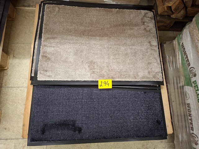 Lot diverse antislip deurmatten ( 27 x) - afbeelding 2 van  2