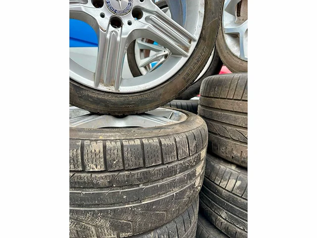 Lot diverse autobanden sets met velg - afbeelding 2 van  33