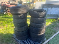 Lot diverse autobanden - afbeelding 1 van  2
