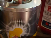 Lot diverse barreclame (spaten, bacardi, lipton ice tea, bifi, westmalle) - afbeelding 7 van  7