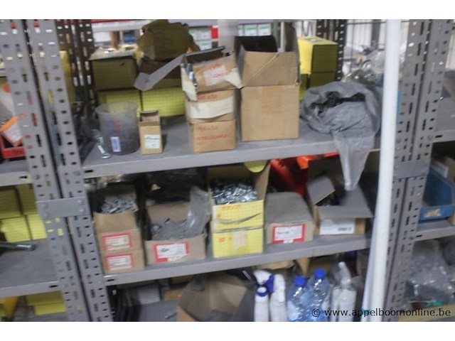 Lot diverse bevestigingsmaterialen - afbeelding 6 van  6