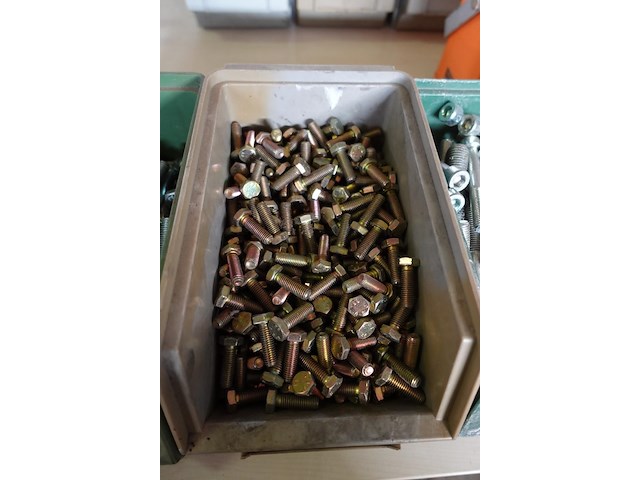 Lot diverse bouten - afbeelding 3 van  5