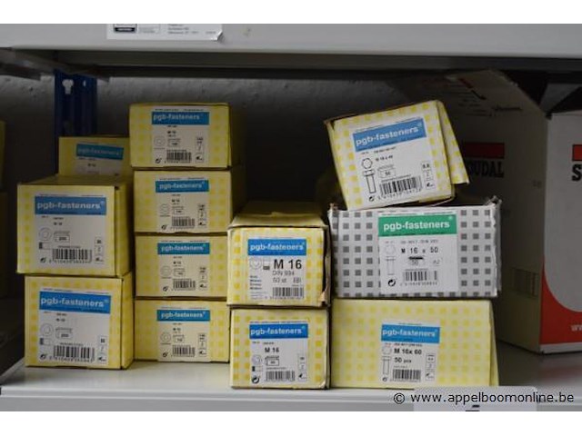 Lot diverse dozen bevestigingsmaterialen, wo. pgb-fasteners, soudal, smart, fischer, sufix - afbeelding 2 van  5