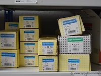 Lot diverse dozen bevestigingsmaterialen, wo. pgb-fasteners, soudal, smart, fischer, sufix - afbeelding 2 van  5