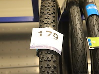 Lot diverse fietsbanden - afbeelding 4 van  4