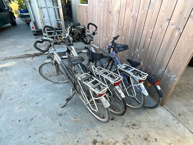 Lot diverse fietsen - afbeelding 3 van  5