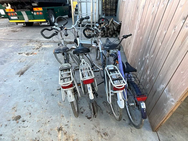 Lot diverse fietsen - afbeelding 4 van  5