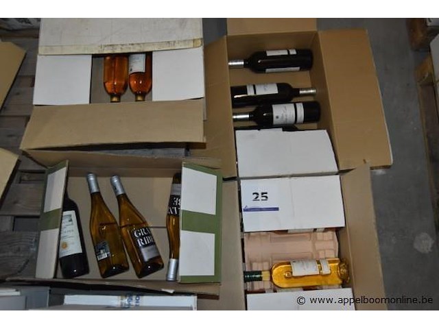 Lot diverse flessen wijn wo. château du champ des creilles, sainte-foy bordeaux 2005/2000, 750ml - afbeelding 1 van  4