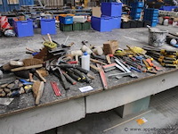 Lot diverse gereedschap wo hamers, handzagen enz - afbeelding 1 van  5