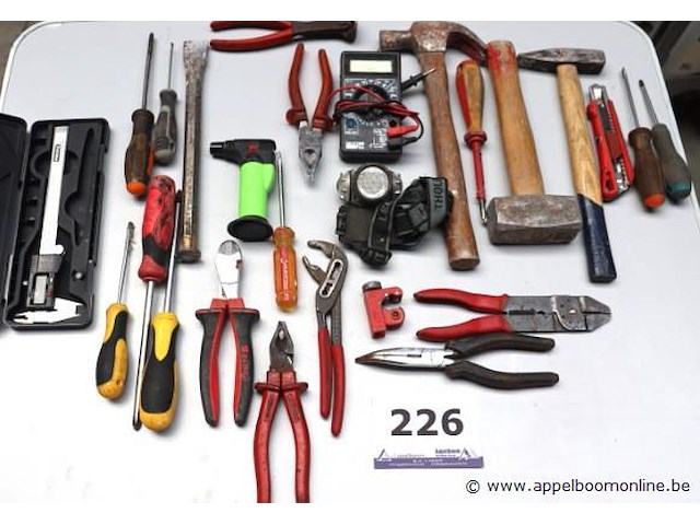 Lot diverse gereedschap - afbeelding 1 van  3