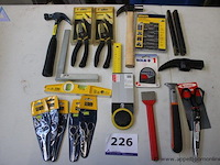 Lot diverse gereedschap - afbeelding 1 van  4