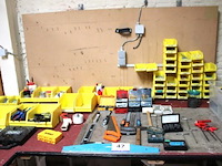 Lot diverse gereedschappen - afbeelding 1 van  4