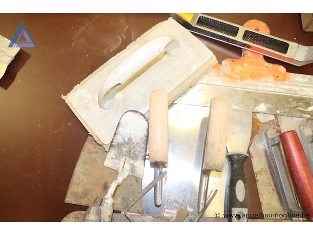 Lot diverse handgereedschappen wo plakspanen - afbeelding 2 van  4