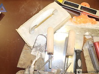 Lot diverse handgereedschappen wo plakspanen - afbeelding 2 van  4