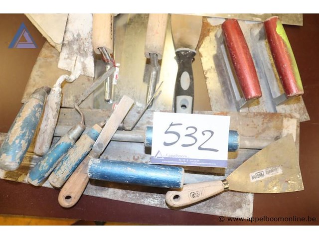 Lot diverse handgereedschappen wo plakspanen - afbeelding 4 van  4