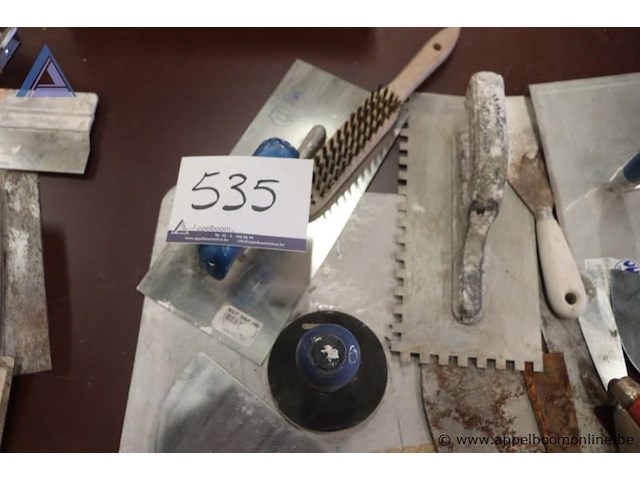 Lot diverse handgereedschappen wo plakspanen - afbeelding 2 van  4