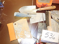 Lot diverse handgereedschappen wo plakspanen - afbeelding 2 van  4