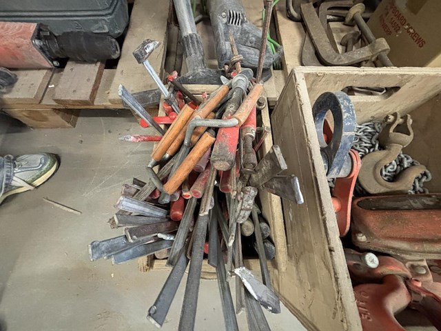 Lot diverse handgereedschappen - afbeelding 9 van  10