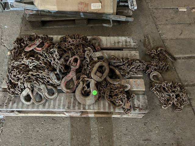 Lot diverse hijskettingen 4sprong , 2 sprong - afbeelding 1 van  1