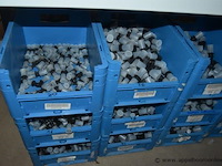 Lot diverse installatiematerialen - afbeelding 3 van  4